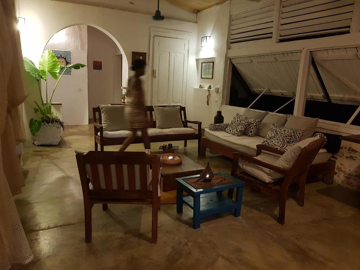 Corto Novo Maison D'Hotes-Camping Nosy-Be Exterior foto